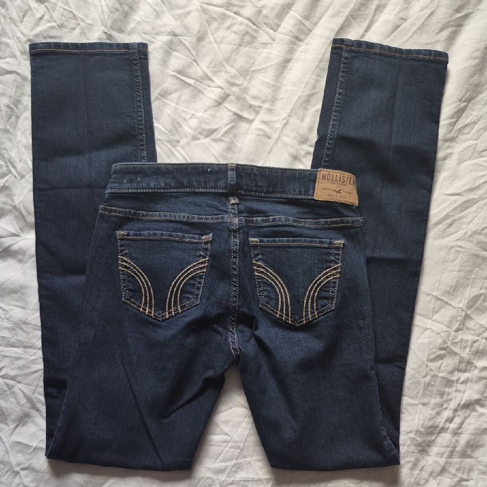 Hollister Women's Dark Blue Straight Leg Jeans 1R